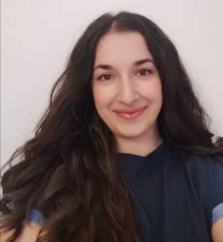 ΕΜΜΑ ΘΕΟΧΑΡΟΠΟΥΛΟΥ