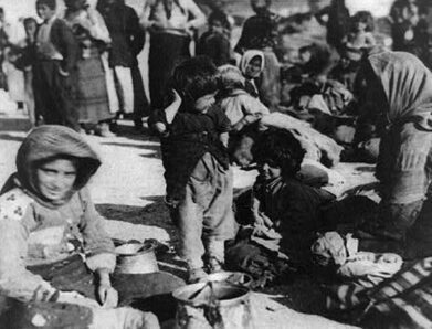 ΤΣΙΡΚΟΛΑΝΟΣ: Η ΖΑΚΥΝΘΟΣ ΤΟΥ ΜΕΤΑΠΟΛΕΜΟΥ, Ο ΜΕΤΑΞΑΣ, Η ΚΑΤΟΧΙΚΗ ΚΑΙ ΜΕΤΕΜΦΥΛΙΑΚΗ ΕΛΛΑΔΑ