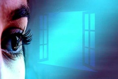 ΣΤΗΝ ΟΥΡΑ ΜΕ ΜΙΑ ΒΑΛΙΤΣΑ