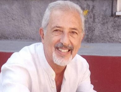 ΚΑΘΕ ΦΟΡΑ ΑΛΛΑΖΕΙΣ ΤΟ ΟΝΟΜΑ ΣΟΥ