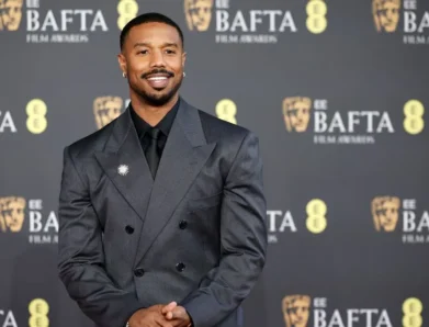 BAFTA 2026: ΣΑΛΟΣ ΜΕ ΡΑΤΣΙΣΤΙΚΗ ΥΒΡΗ ΠΟΥ ΑΚΟΥΣΤΗΚΕ ΣΤΗ ΜΕΤΑΔΟΣΗ – ΖΗΤΑ ΣΥΓΝΩΜΗ ΤΟ BBC