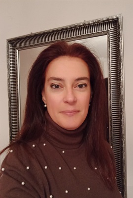 ΤΡΙΣΕΥΓΕΝΗ ΓΚΟΤΣΙΝΟΥ